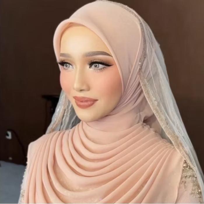 LURA.ID ALEENA series. HIJAB MALAYSIA PASHMINA OVAL SHAWL MALAYSIA HIJAB DRAPERY Syari