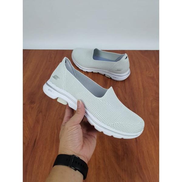 Skechers / sepatu wanita skechers go walk5 blessed / Skechers wanita go walk 5 blesed