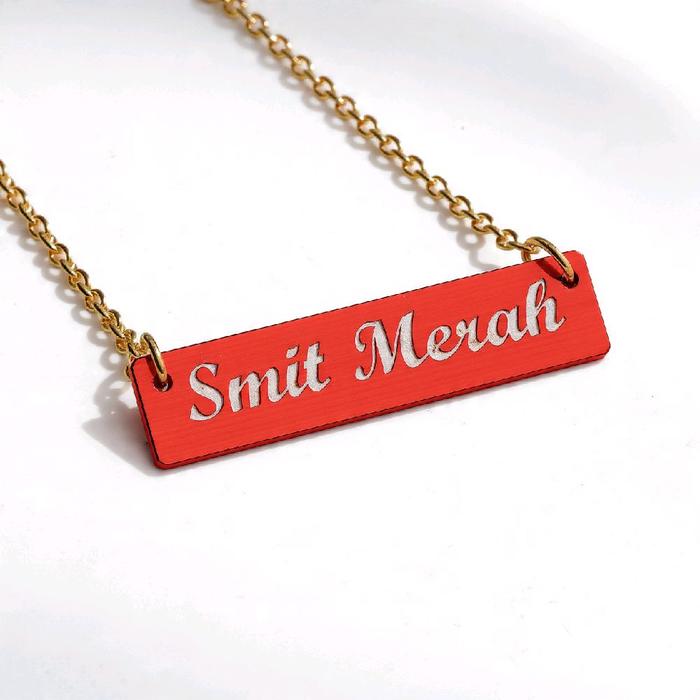 Kalung Liontin Tulisan Smit Merah Aksesori Fashion Elegan untuk Tampilan Istimewa dan Nyaman