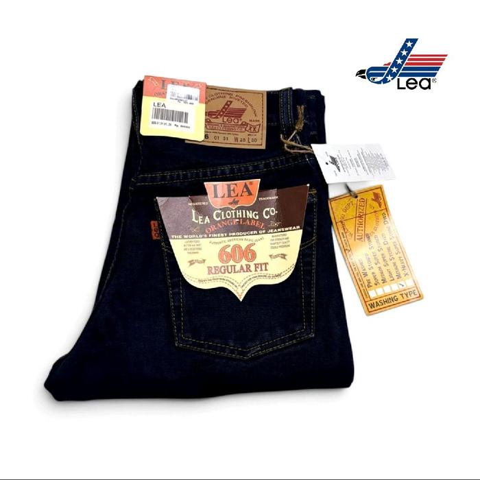 LEA 606 Regular Fit Pria Original 606013191