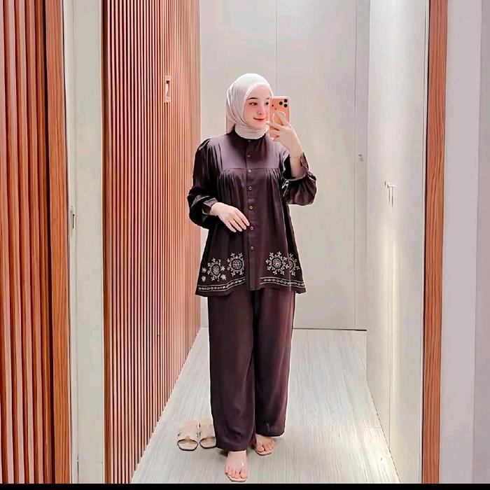 Bianca Set Jumbo Rayon ebroidery