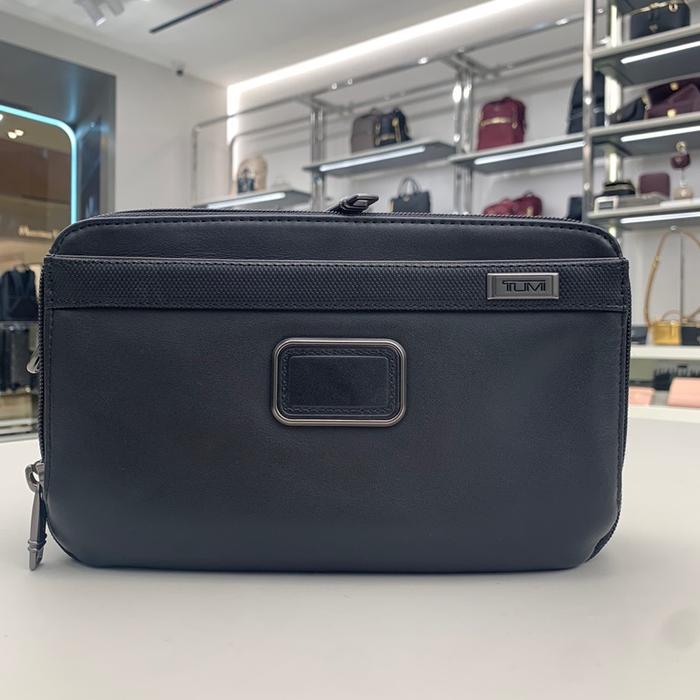 Tumi Alpha 3 Clutch Leather
