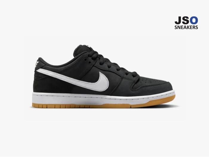 Sepatu Nike SB Dunk Low Pro Black Gum (SKU : CD2563 006)