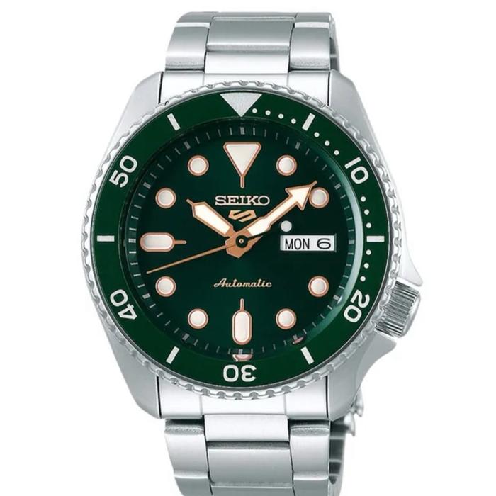 Seiko 5 Sport Jam Tangan Pria Automatic SRPD63K1 Hulk dengan Tali Stainless Steel dan Dial Hijau