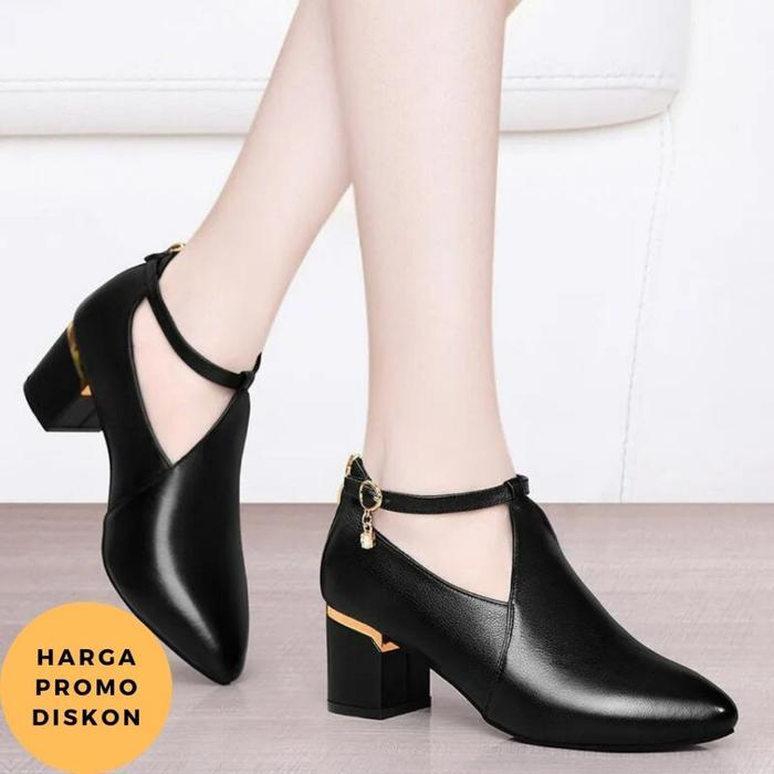 Sepatu Ellyana AIW Livana Shoes / sepatu wanita semi boot / Sepatu Ellyana-AIW