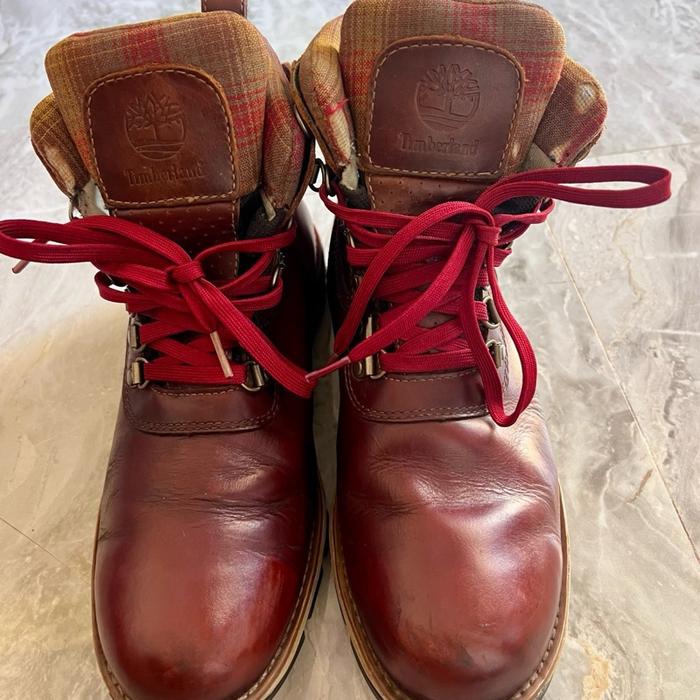 Sepatu kulit Timberland second