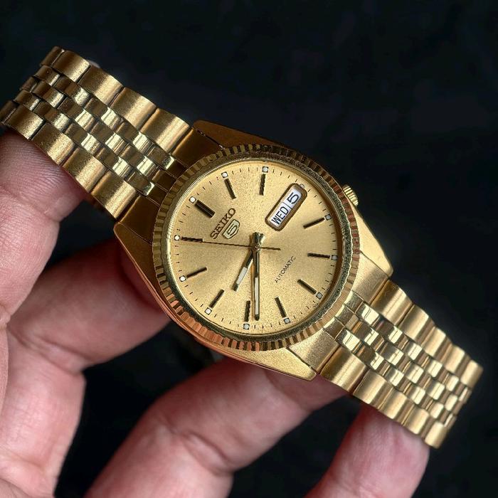 jam tangan pria automatic seiko 5 dress watch snxj94k