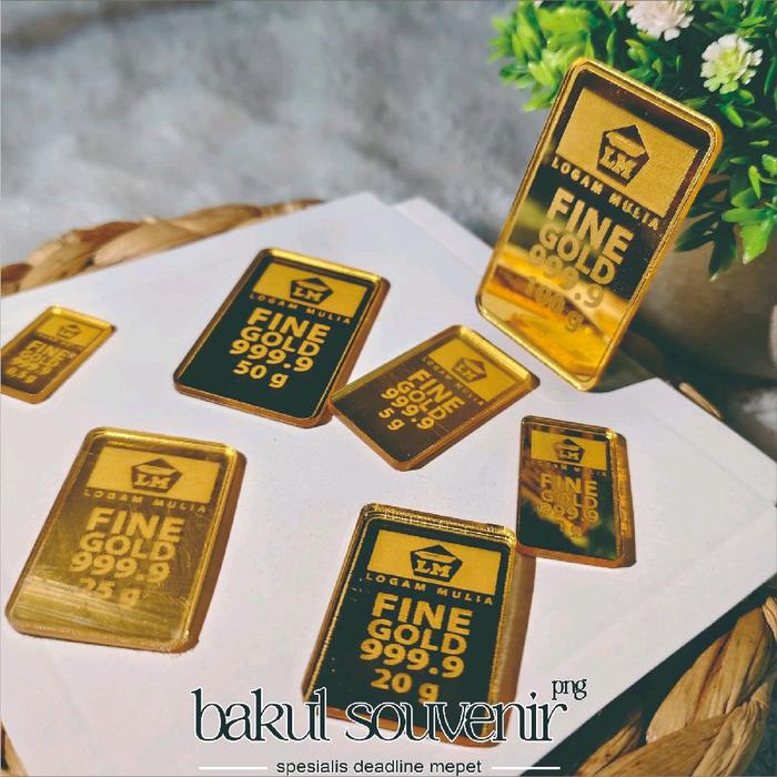 Replika fine Gold logam mulia