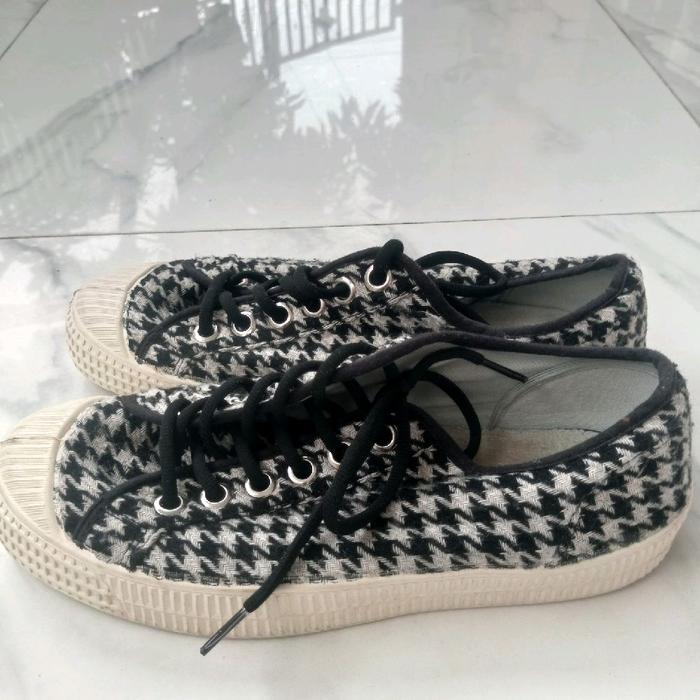 Sepatu Branded Novesta SlipOn Size 43 (Second)