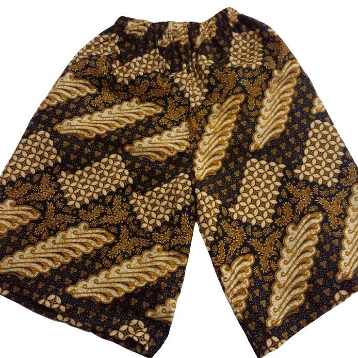 Celana Pendek Batik Anak SD Batik Wiguno Ud Hasto Joyo Kota Malang
