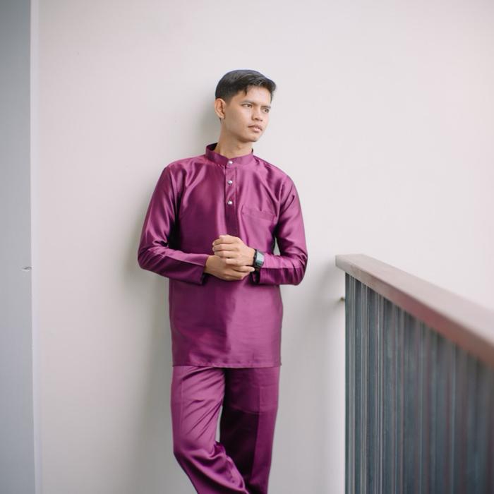 Set Baju Celana Malaysia Pria