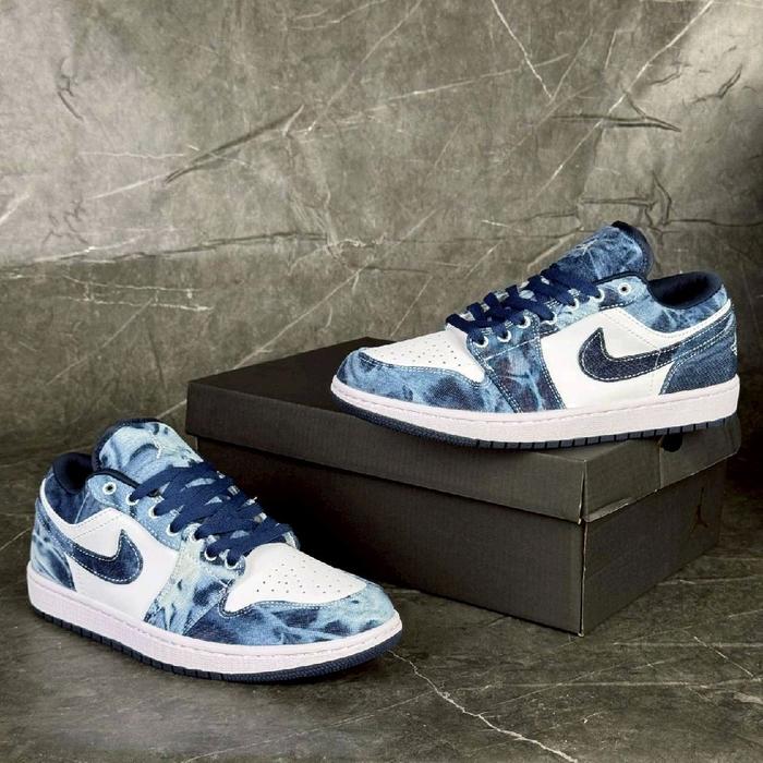 Sepatu Pria  Kasual Sneakers Aj 1 Low Washed Denim Blue Shoes Unisex