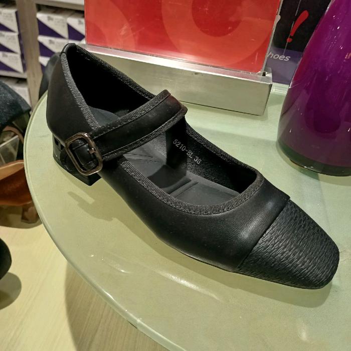 sepatu wanita heels 3cm fantofel LAVIOLA ori ps3