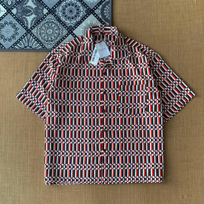 kemeja Attention Open Collar size M (masih baru) 100% original 100626E