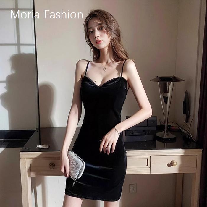 Moria Qz180 Backless Dress Bodycon Korean Velvet Mini Dress Wanita Beludru Tanpa Lengan Elegant Dres