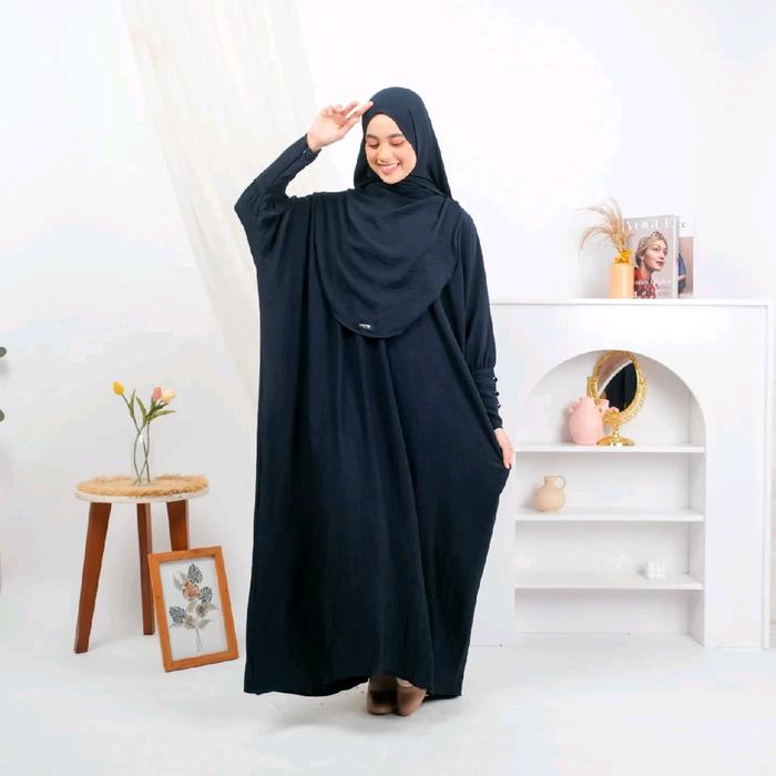 Madine Kaftan set syar'i By Zayna project yaman dipakai elegan di lihat cocok untuk cuaca panas