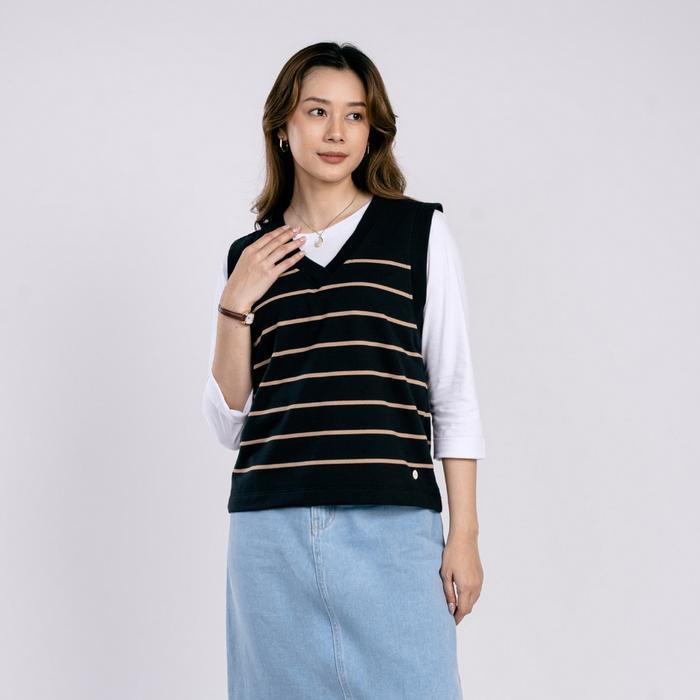 C2 Macrom Black Vest Sleevless Wanita - Outer Wanita
