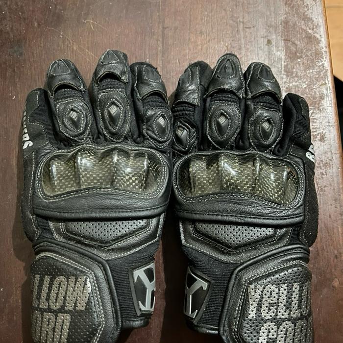 Gloves yellow corn carbon size L