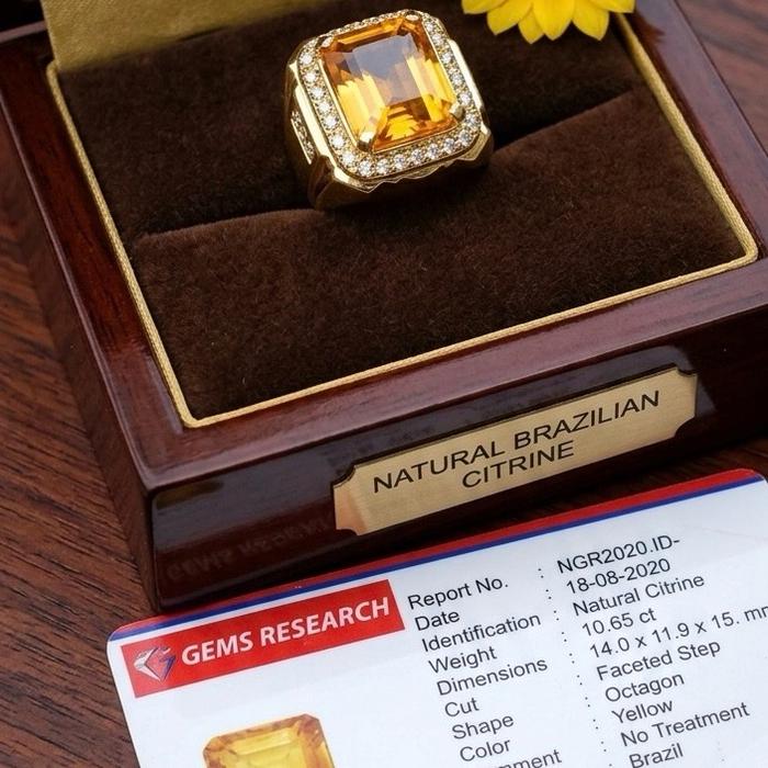 Cincin Citrin Brasil Alami NGR2020.ID-18-08-2020 Berat 10.65 ct Dimensi 14.0 x 11.9 x 15. mm Potonga