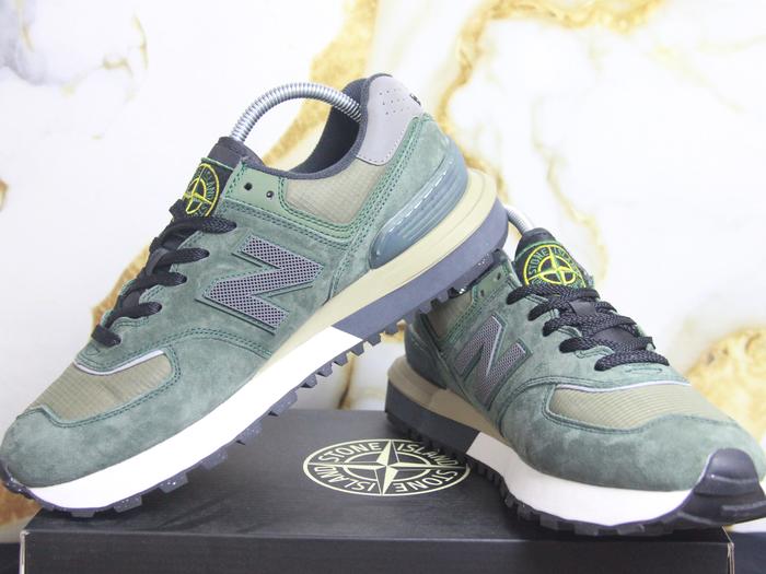 Sepatu Sneakers Pria/Wanita - Nb 574 Legacy x StoneIsland Green Olive Suede Premium - High Quality