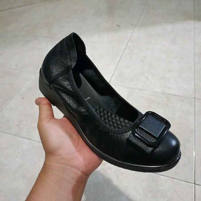 Sepatu Wanita Rohde 7113 Hitam