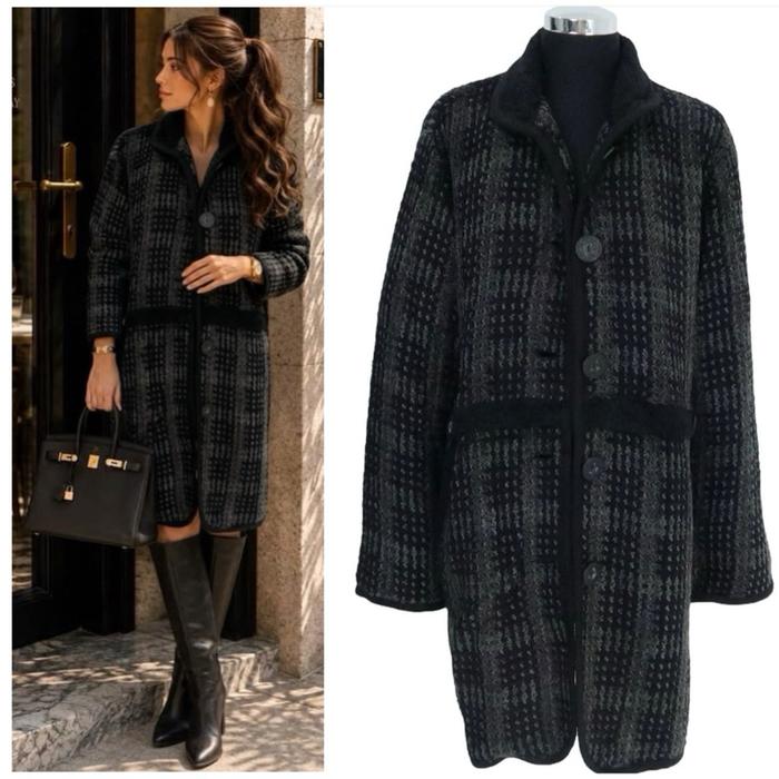 Women plaid coat           .