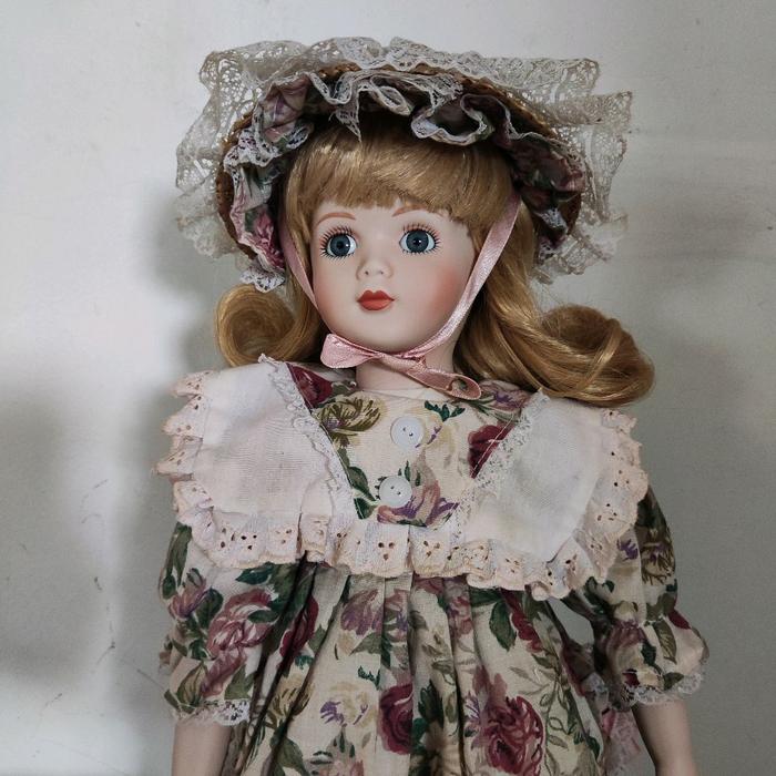 Romantic Cottagecore Porcelain Doll Girl in Vintage Rose Print Dress with Lace, Ruffles, and Classic