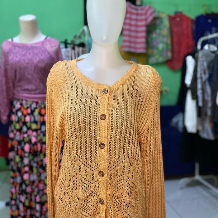 Outer rajut wanita kuning kunyit