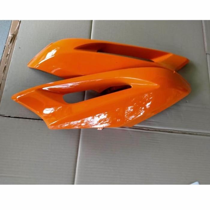 Body sayap kanan kiri honda blade