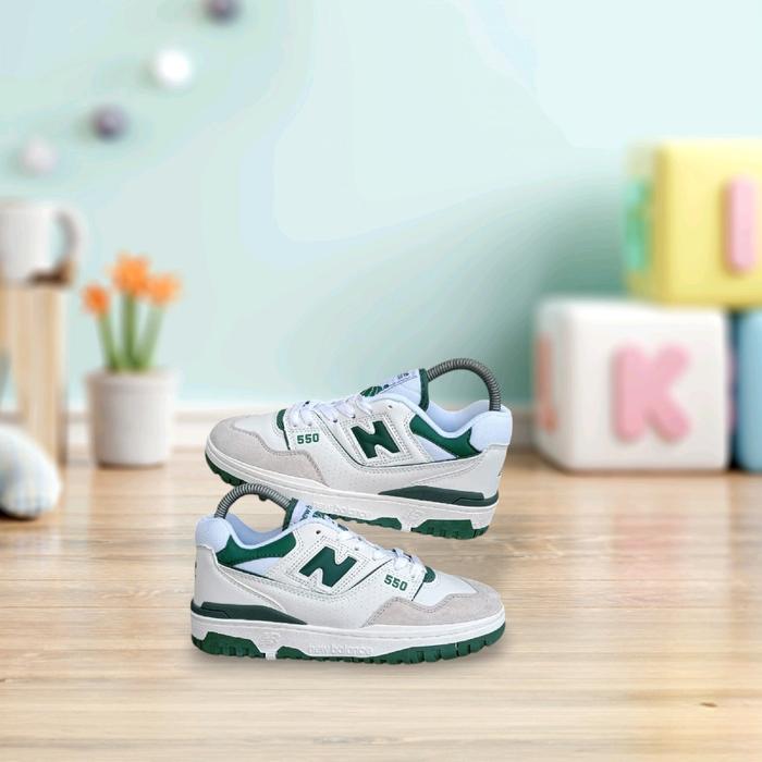 Sepatu Sneakers Pria NB 550 White Green