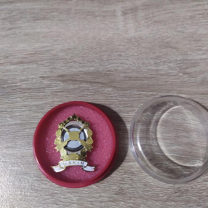 Terbaru Pin Hakim Magnet Pin Magnet Hakim