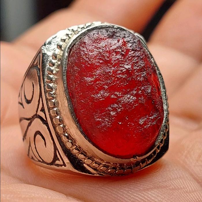 Cincin batu meteor merah / satam iron meteorit merah delima siam   Ring Liontin