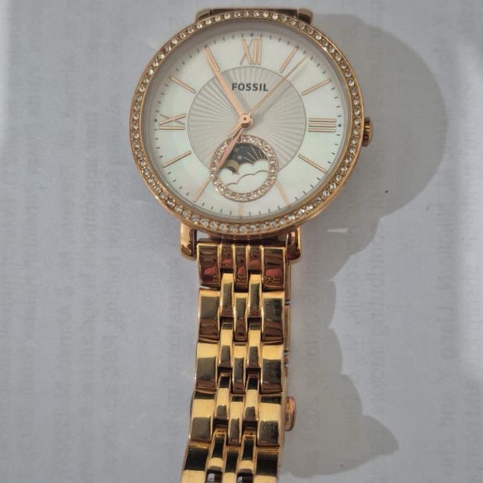 Jam yangan wanita atau cewek Fossil ES5165