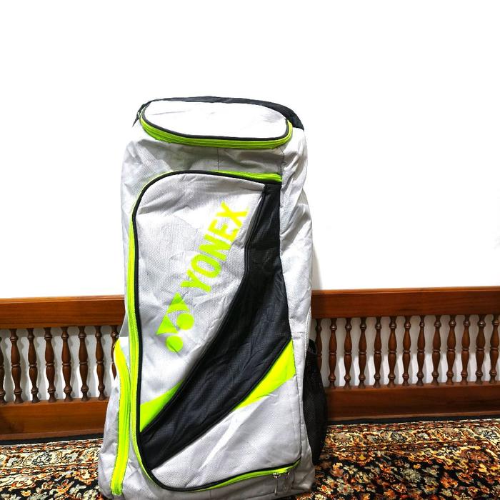 tas raket tenis yonex warna abu