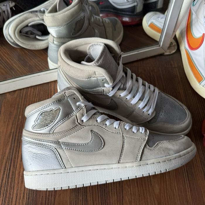 Nike Air Jordan 1 High OG CO Japan Grey Metallic Original Murah - Sneakers Second Market