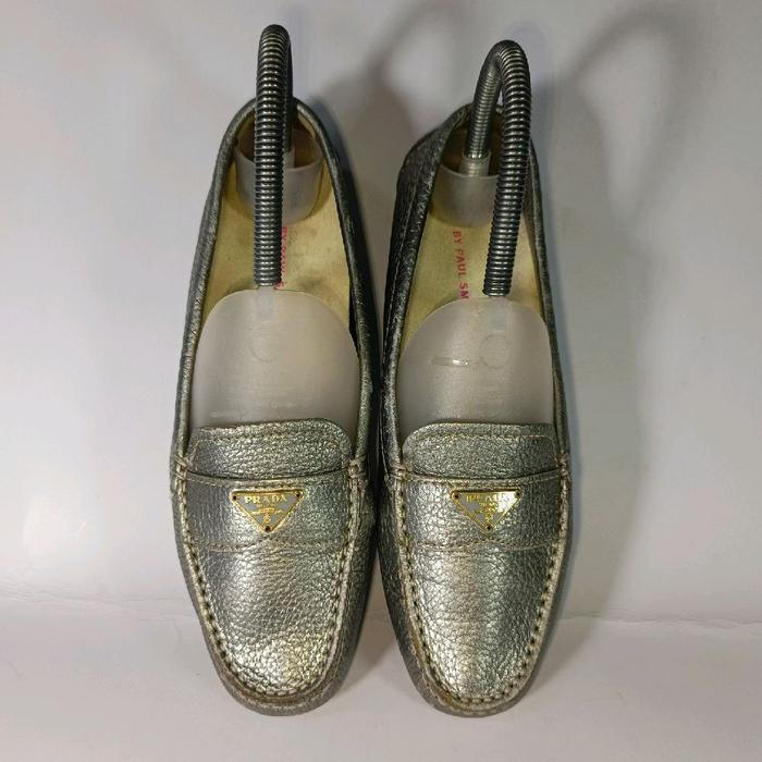 Prada original leather italian loafers 35,5 size woman shoes