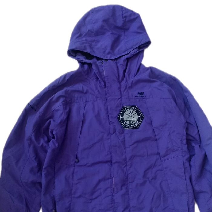 jaket oudoor gorpcore new balance