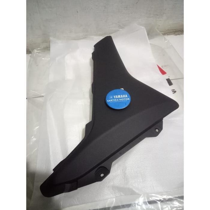 Original Mole Side Cover 2 Yamaha Nmax