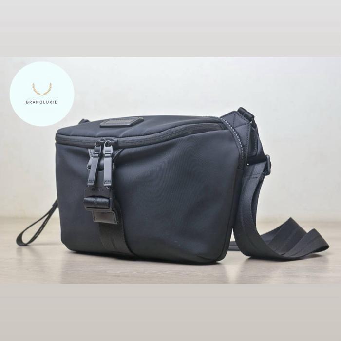 Tumi Tahoe Dunlap Nylon Crossbody Sling Bag Black