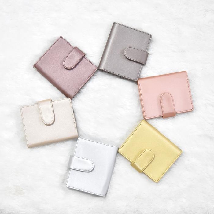 Dompet Kartu Wanita Custom Nama 16 Slot Kartu & 1 Slot Uang Kertas Bahan Synthetic Leather Motif Saf