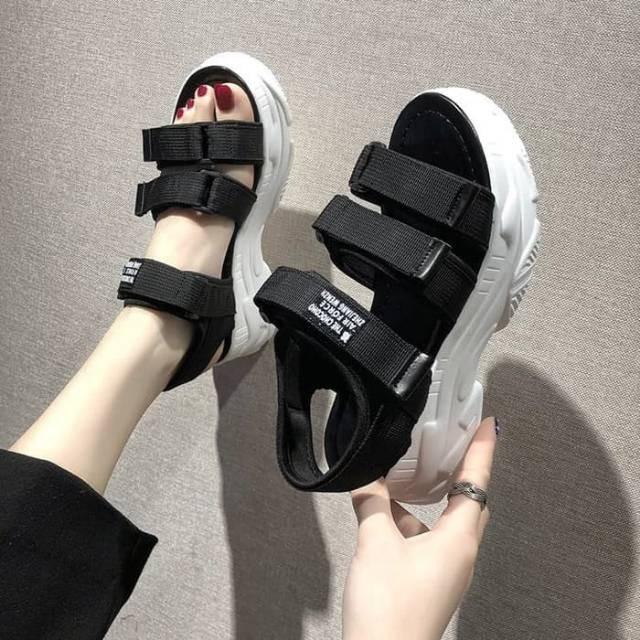 Sendal Gunung Korea Wanita Terbaru - Brand Ternama - Sandal Cewek Karet Putih Hitam