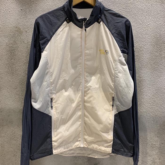 Jaket Outdoor Tipis Mountain Hard Wear Original