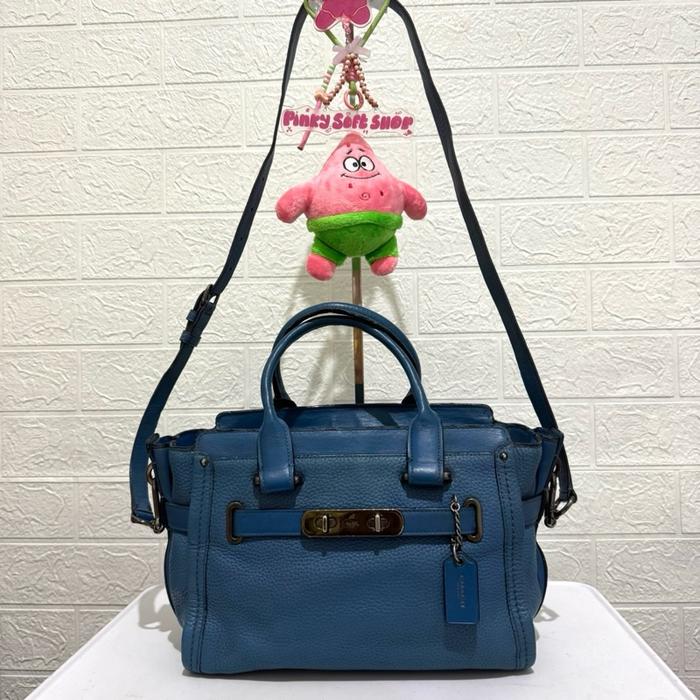 Tas sling bag swagger coc. Tas selempang kulit asli. Tas prelop. Biru muda