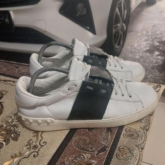 sepatu second branded valentino garavani size 40 original authentic