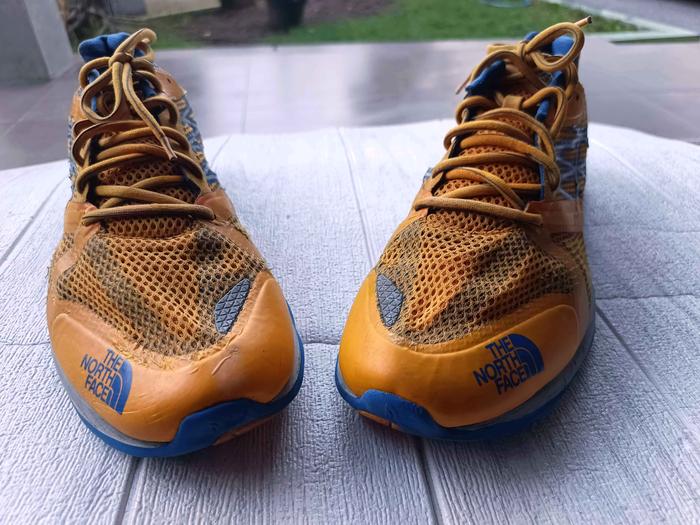 Sepatu Hiking size 47