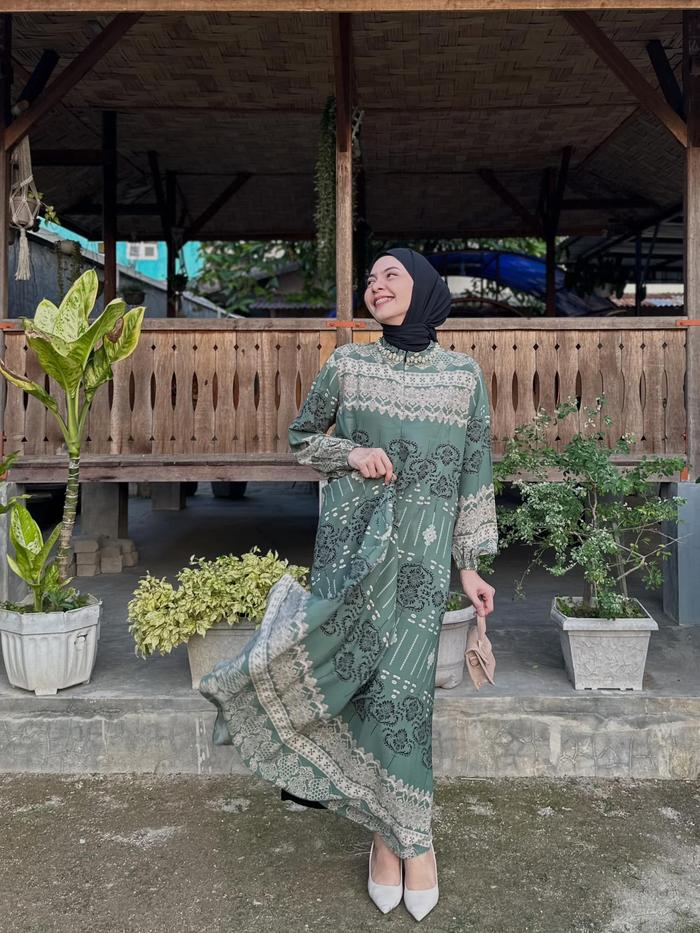 Koleksi Gallery Mizani Gamis Alyssa Dress Kerah Payet