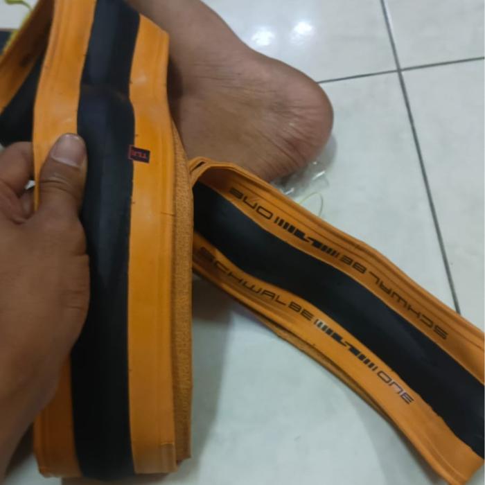 BAN LUAR SCHWALBE ONE TLE 28x700 (700x28C)