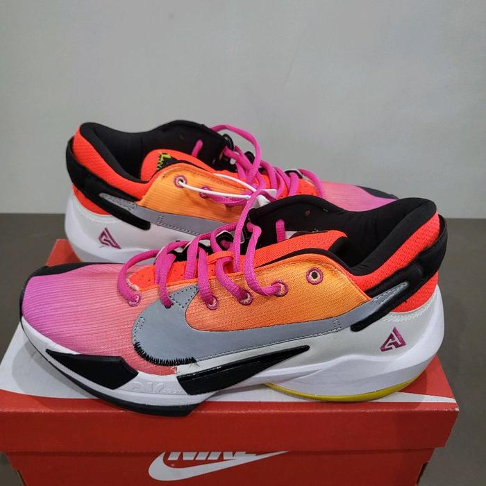 Nike Zoom Freak 2 NRG Gradient Fade Sepatu Kasual Pria