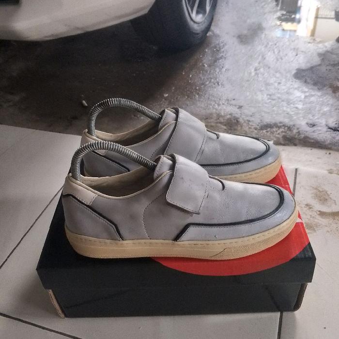 sepatu second branded tods slipper slip on size 36.5 original authentic
