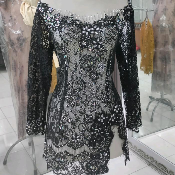 Kebaya atasan semi Prancis warna hitam ld 90 - 110 bisa disesuaikan